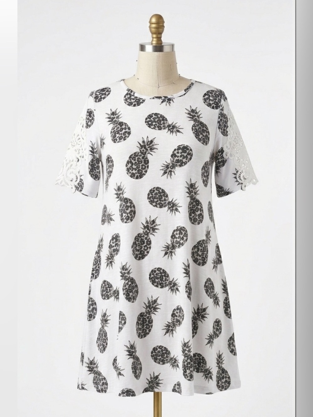 Simply Southern Leopard Print Pineapple Dress Crochet Sleeves/Pockets Size Large